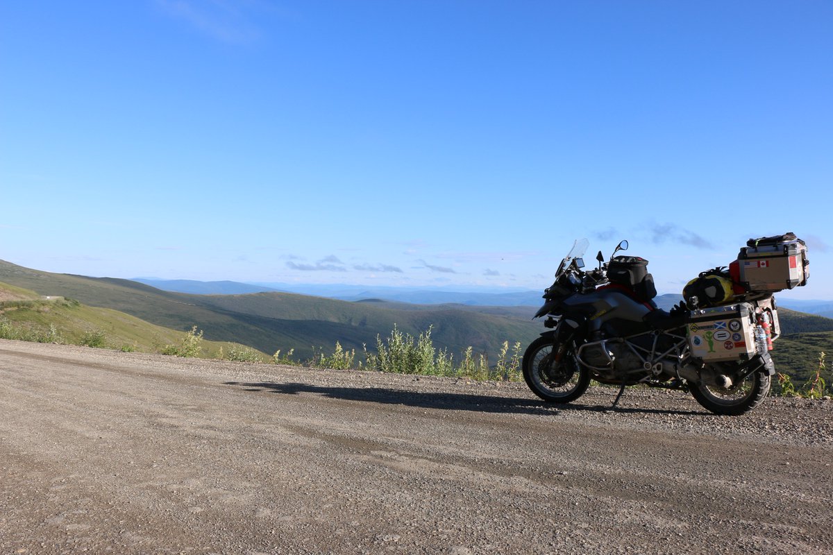 LovingLivingADV's tweet photo. The vastness and beauty of Alaska.  On the Dalton heading to Deadhorse. #MakeLifeaRide https://t.co/WHWtdHo0fL