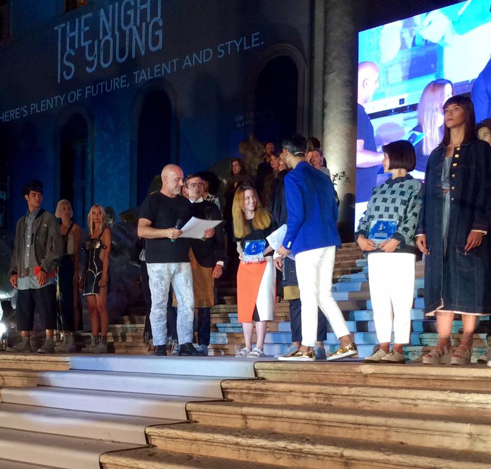 iskooldenim's tweet photo. Winner of the Jool Award: Ester Rigato IUAV Design della moda awarded by Haikure!
#iskoolfinal #iskool https://t.co/DO4W2VV7m3