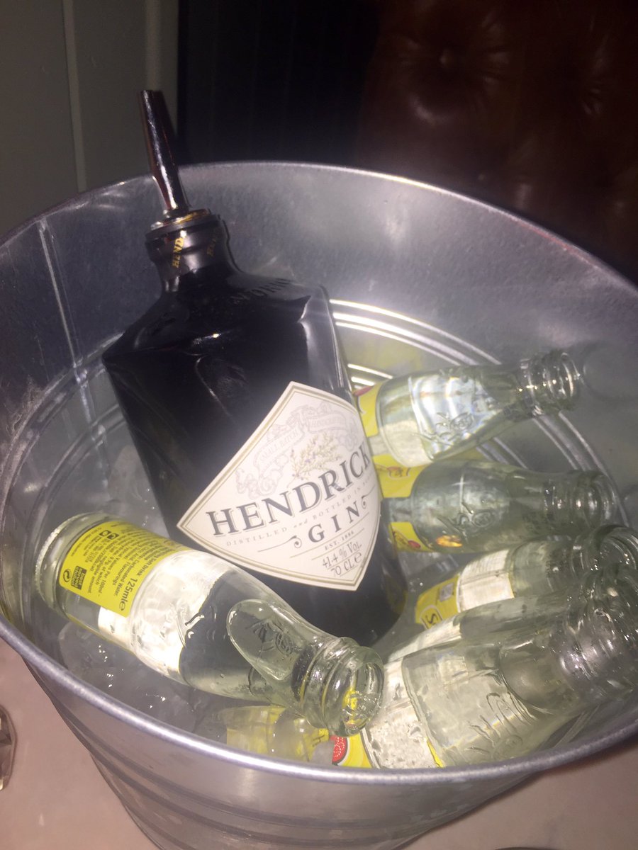 basshunt's tweet image. Very cool bar, friday night in Naas,@onenewrow