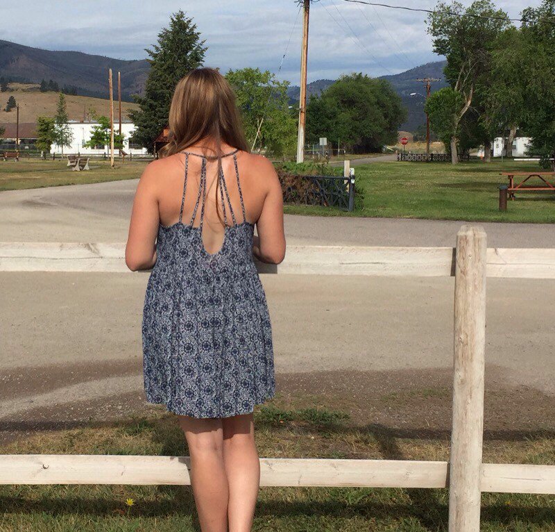 ApricotLaneMSLA's tweet photo. A strappy back is perfect to show off those summer tan lines! 🌞
#xoxoAL4You #strappyback #dotd #apricotlanemissoula https://t.co/026ytD6XHa