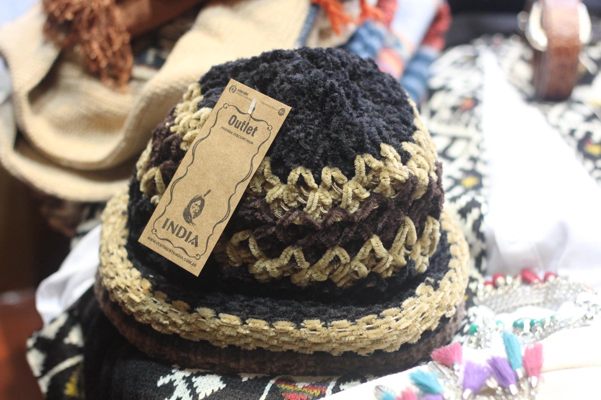 IndiaVestimenta's tweet photo. #Sale

Conoces nuestro #outlet? 
Encontrá #gorros de lana y muchas ofertas mas

INDIA Vestimenta
La Plata - ARG https://t.co/iGUfy4H6Yp