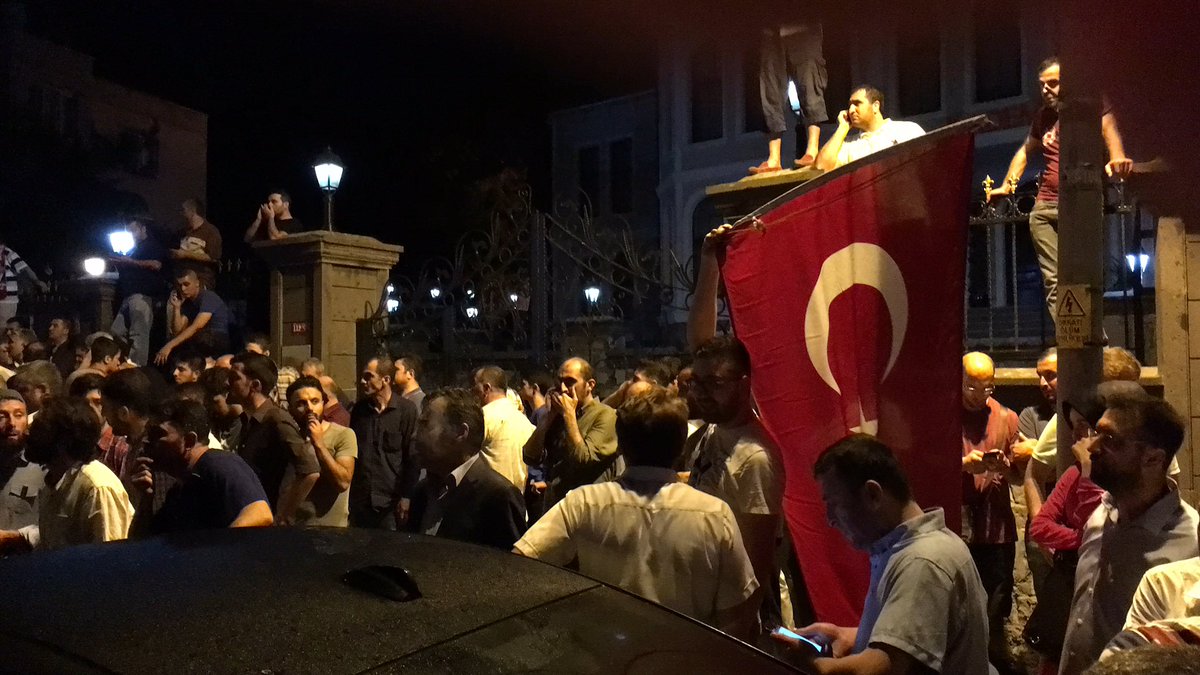 mesudcelik's tweet photo. Öleceksek adam gibi ölelim! Kısıklıdayız! Bekliyoruz! https://t.co/foXyLiNvVd