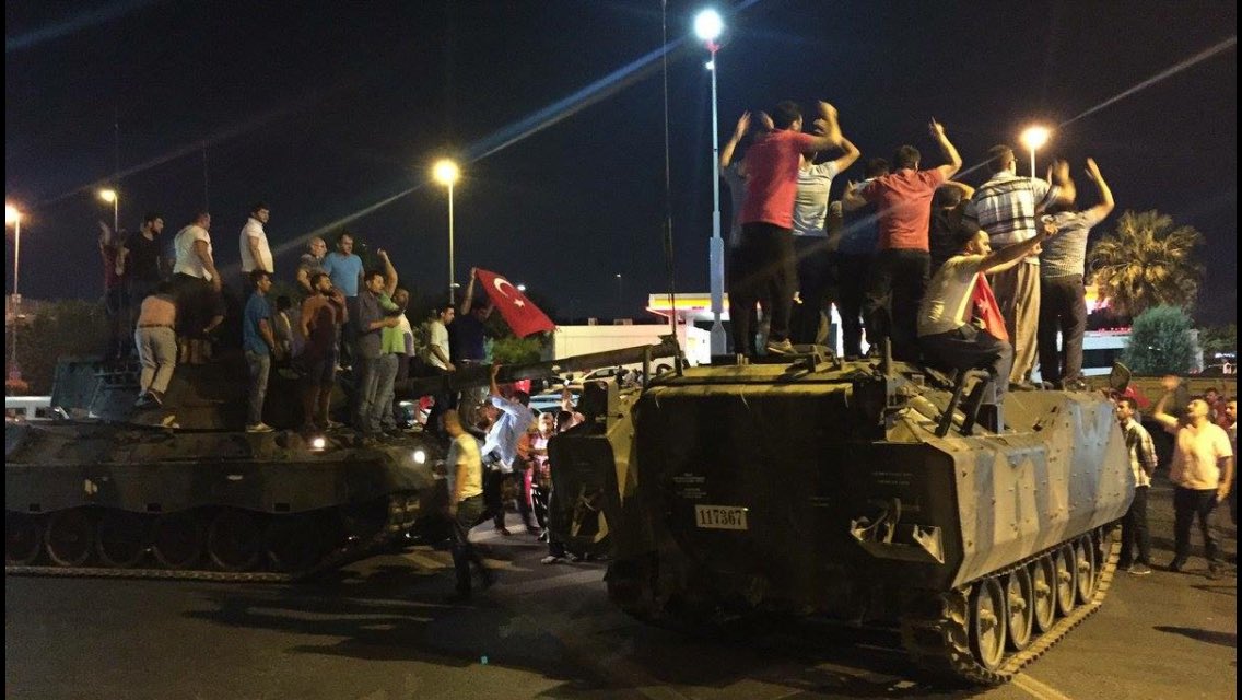 xBro7x's tweet photo. some just block tanks. 
others took them over. 
literally nobody sleeps in turkey https://t.co/Kxp0lnHK5Y
