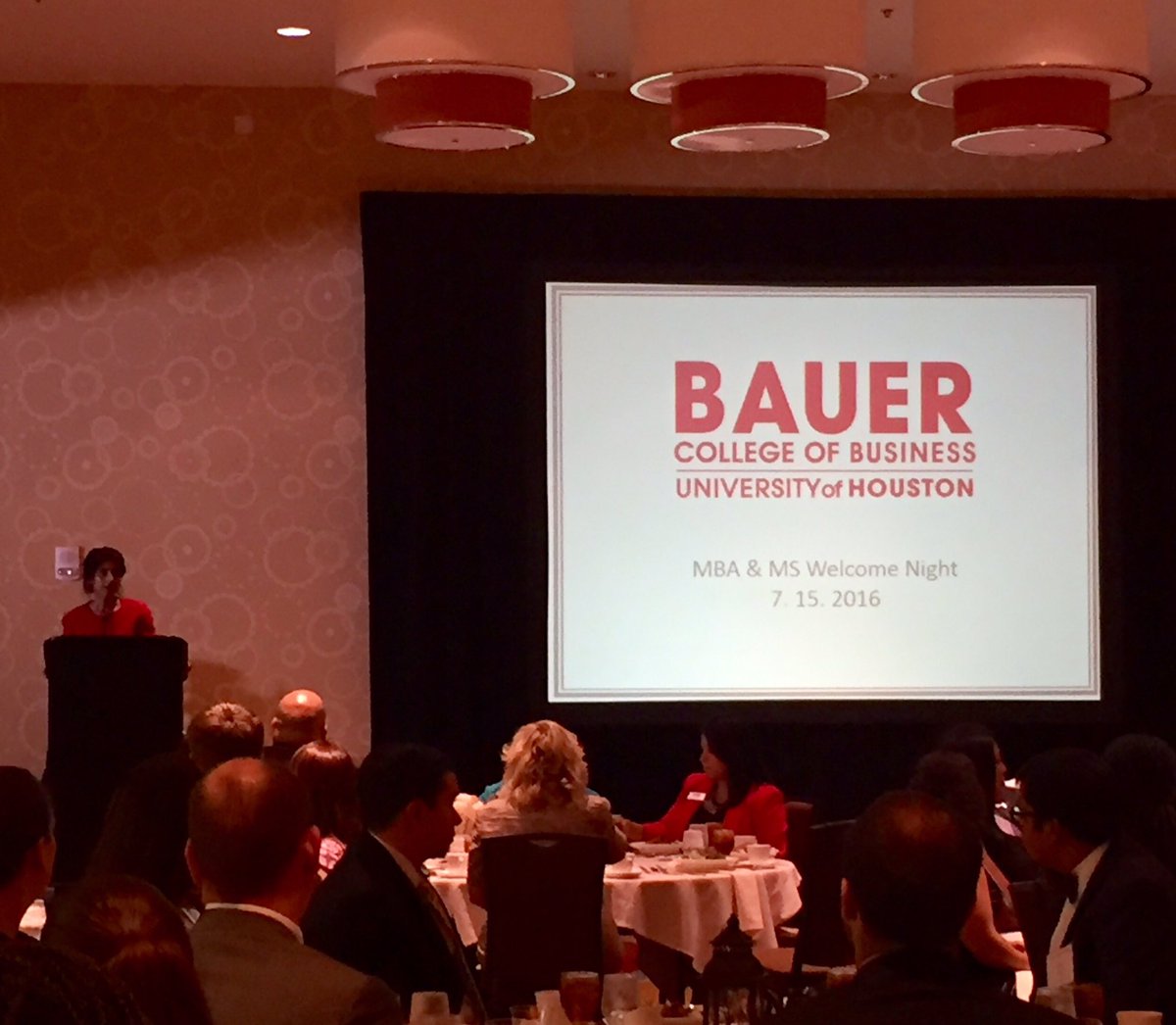 UHBauerMBA's tweet photo. Dr. Ramchand @UHBauerDean giving her words of wisdom to the incoming #MBA and #MS students. #bauermba https://t.co/69Vp4JH8EQ