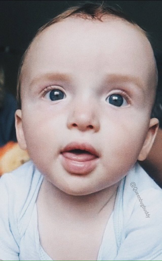 Queenbugbuddy's tweet image. Pure innocent 😇