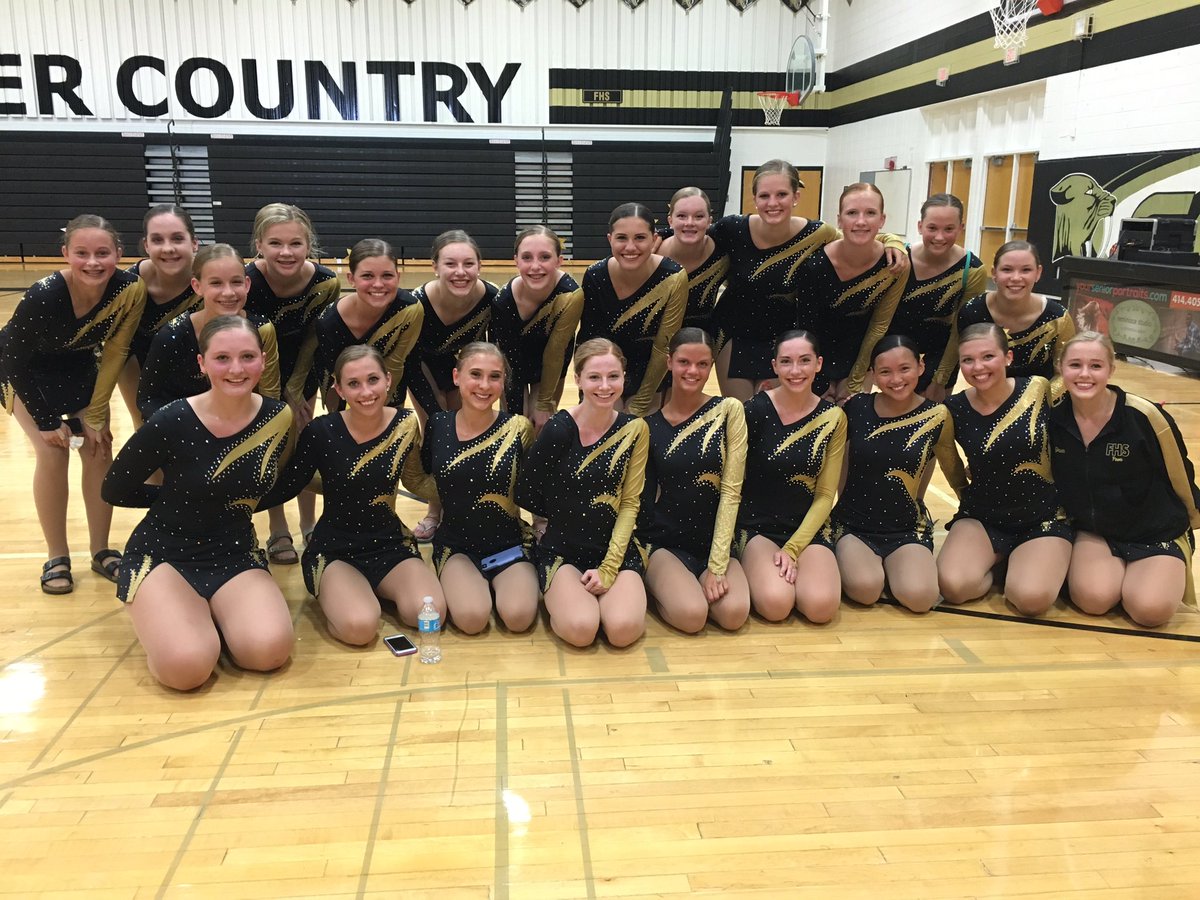 SaberDanceTeam's tweet photo. Successful open practice!! Great job ladies!! #lovemygirls #ready4camp https://t.co/8GrO2bvSqi