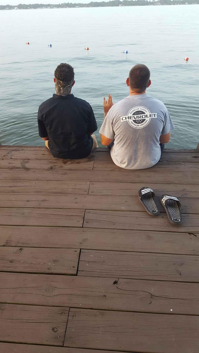 joshsmithhunter's tweet photo. Just doin #bo things @ White lake N.C #cherrypie #stockchevyrims #onlybo'sknow https://t.co/bj7GpA1rx4