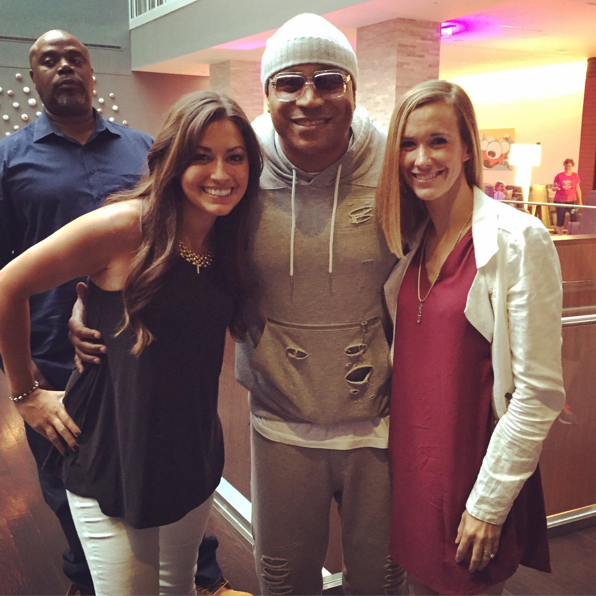 reyreyrita's tweet photo. @llcoolj you are such a sweetheart!!! Thanks for taking the time 😘😍 https://t.co/itnjjUJXE8