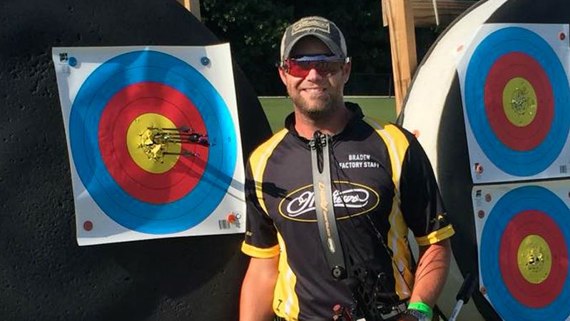 ARTICLE. <a href="/brgarcher/">Braden Gellenthien</a> beats qualifying world record with 718 worldarchery.org/news/142026/ge… #archery #worldrecord