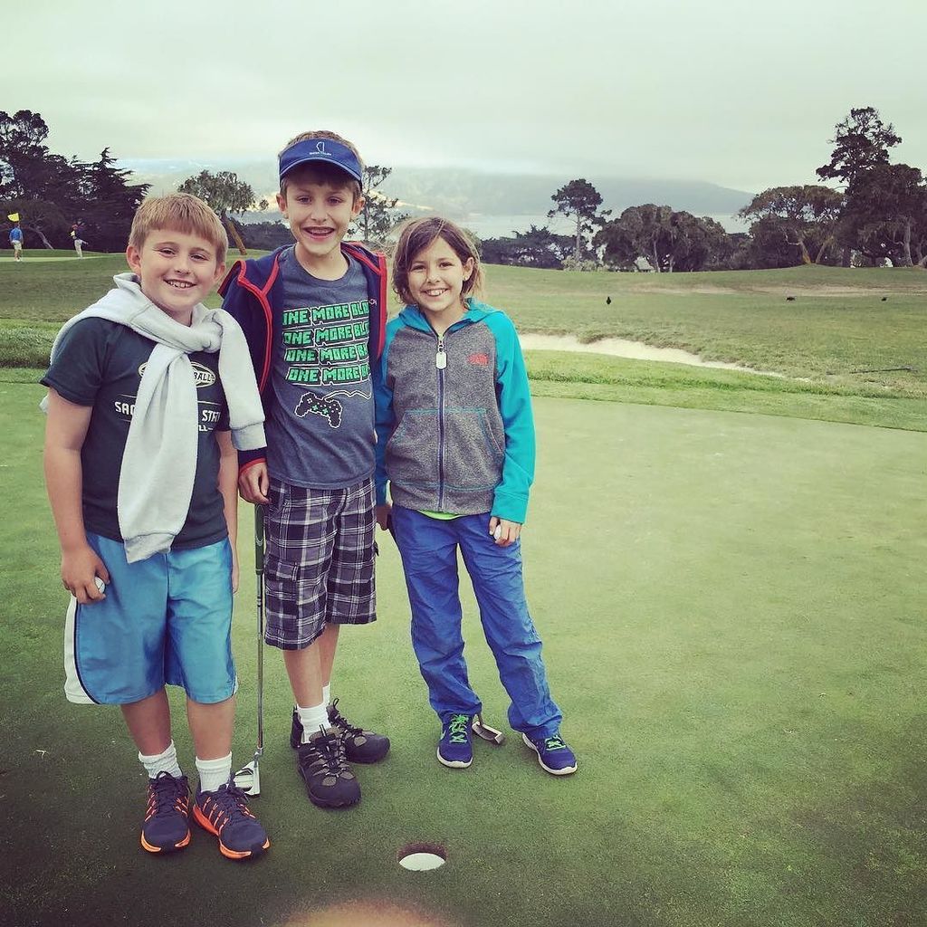 jessievaz12's tweet photo. Golf buddies!! #golf #cousins #fun #peterhay #pebblebeach #california https://t.co/lnKOr52vJU