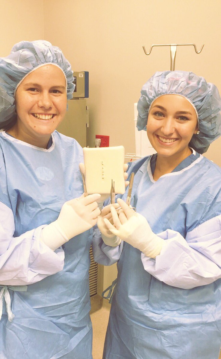 karleeewoood's tweet photo. It's a beautiful day to save lives with my best friend Jac!!!! #mash2016 https://t.co/XyxYnflZOl