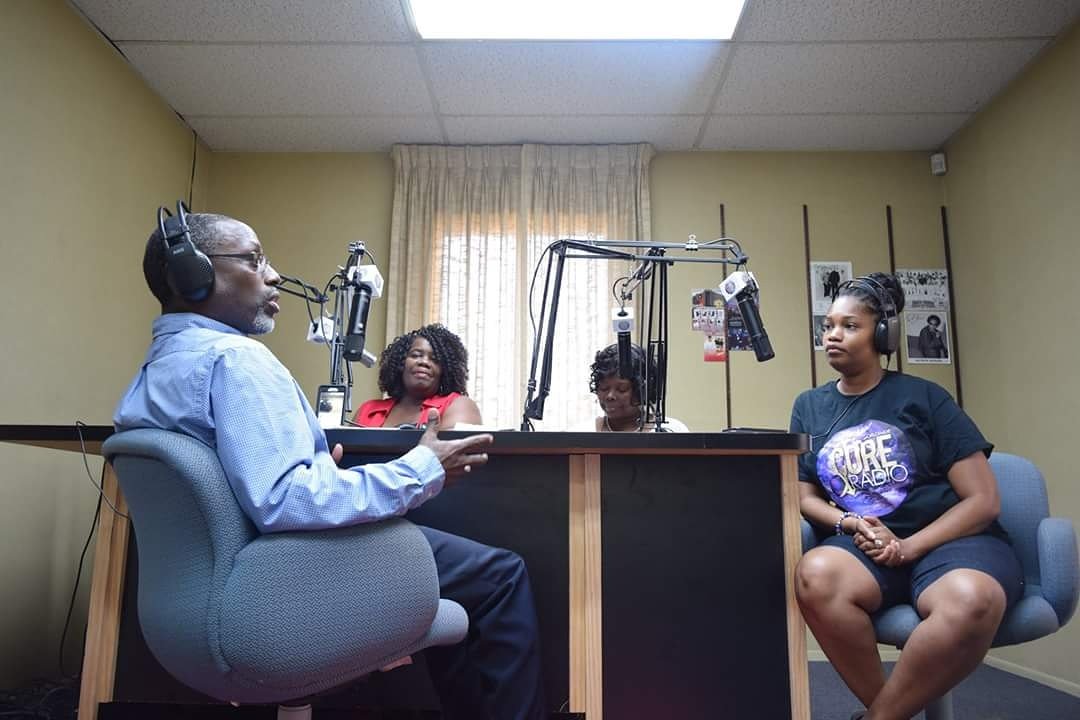 1voiceradiomag's tweet photo. Great show today with Pastor Robert Smith. #onevoice #daddysgirls #coreradio https://t.co/qmND0189L3