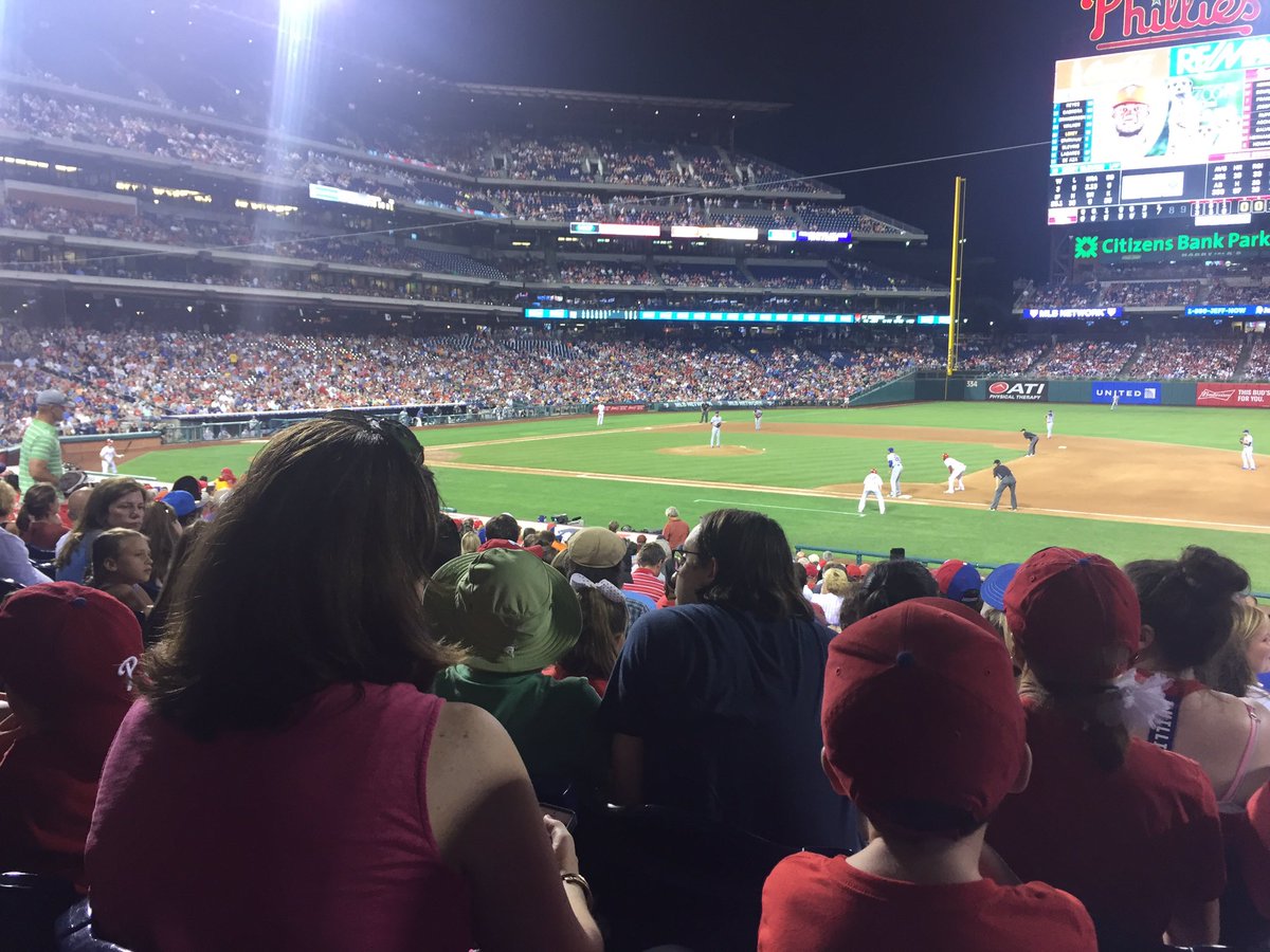 IncNow's tweet photo. Phillies v Mets 7th inning. #IncNow company outing! https://t.co/42aM9gxFrR