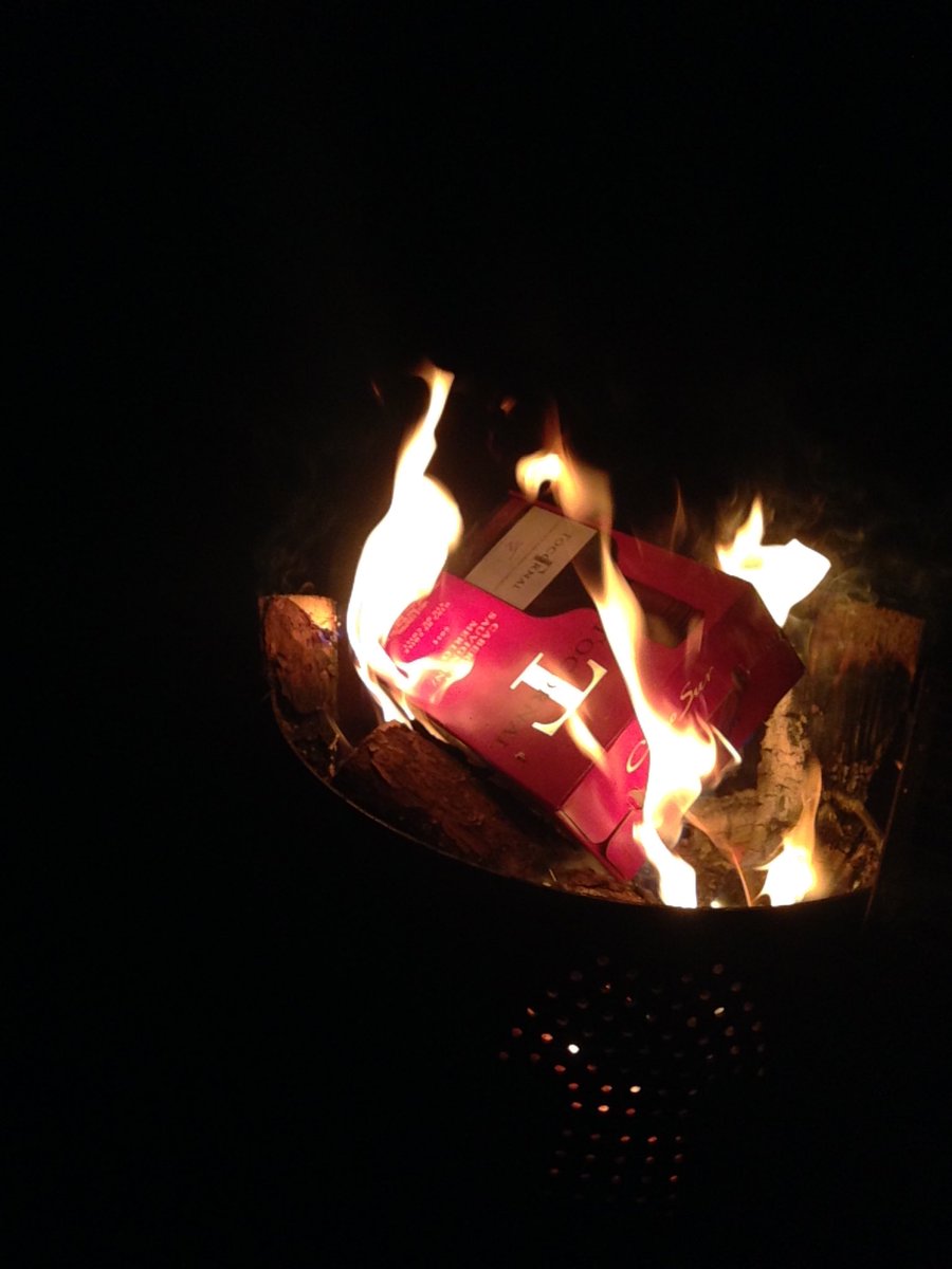 rgstone1's tweet photo. Oops #camping16 https://t.co/ZBZIVNfvWR