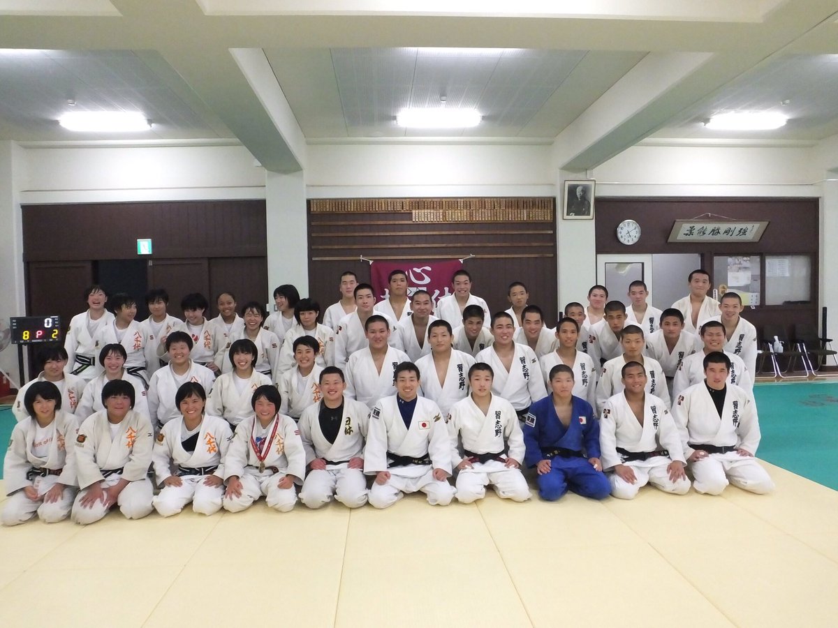 aokibig's tweet photo. 帰省期間は習志野高校にお世話になりました！

優勝報告をはじめ、八千代高校との合同練習&amp;技術講習会、後半は修徳高校への出稽古にも参加させて頂きとてもいい経験になりました^ ^

ありがとうございました😄
選手は試合頑張ってください👍 https://t.co/80hBt23wu1