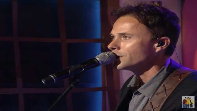 maiden16_Canada's tweet photo. bryan white!!!!! @bryan_white IN THE HOUSE #ALDUB1stAnniversary https://t.co/SEFYHyzmce