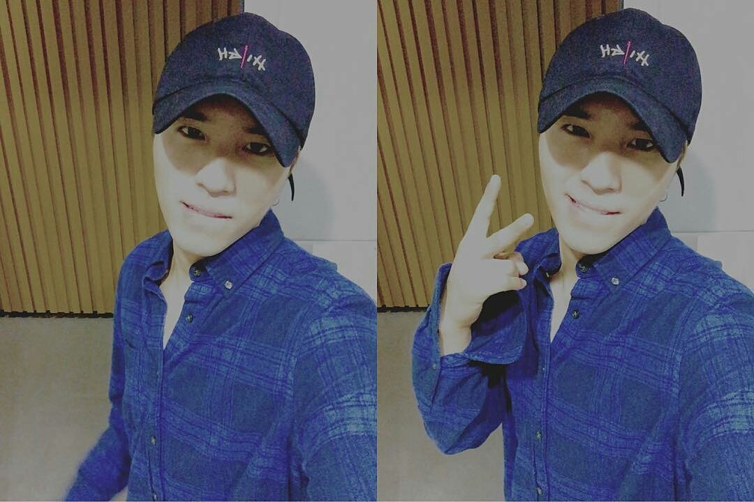 high4ness's tweet photo. [INSTA TRANS] #HIGH4 #SUNGGU 
#high4 #from4:10 we'll chat #Sunggu #Youngjun #cometothefancafe https://t.co/IWyr9S3OSU