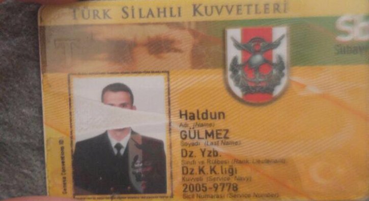 FETÖ'cü komutanın üzerinden Gülen'in duası çıktı buff.ly/29KeizN