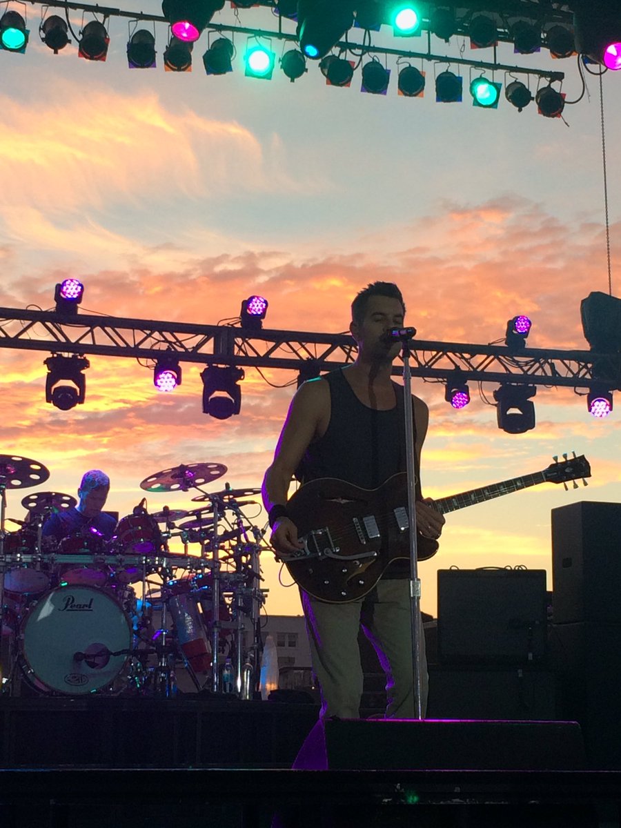 salsa_81's tweet photo. AMAZING @311 show tonight in Asbury Park! LTCF! Mindspin! Plain! IBHA! 💕

Thanks @NickHexum @pnut 
On to NYC! 🎉 https://t.co/ZyBhX0O1JN