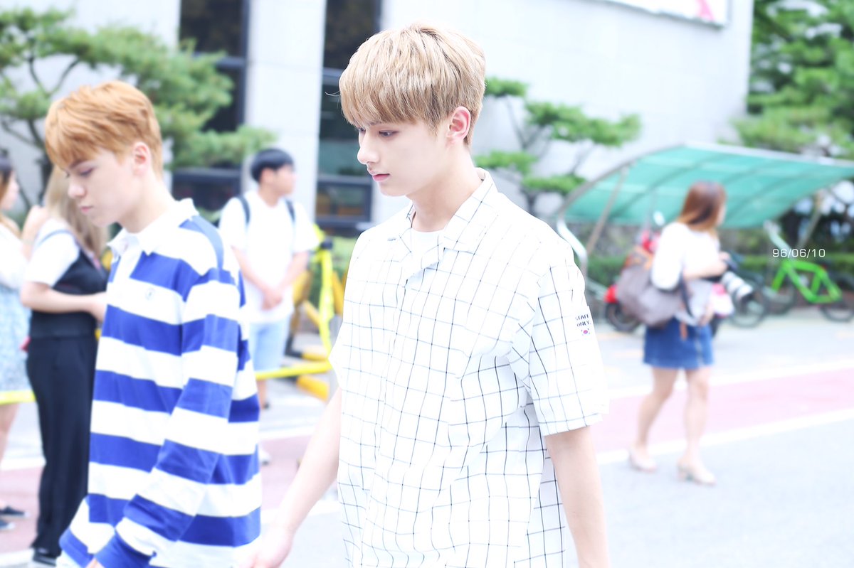 960610junhui's tweet photo. #세븐틴 #준 #준휘 #아주NICE #JUN #文俊辉 @pledis_17 

천사 아님??? ㅠㅠㅠㅠㅠㅠㅠ https://t.co/Q3wvKdAyE3