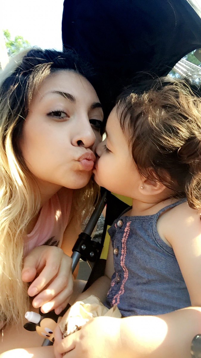 speakergod408's tweet photo. Last night without the baby. Boi I sure do miss my sweet janessa https://t.co/6NTUyIUSju