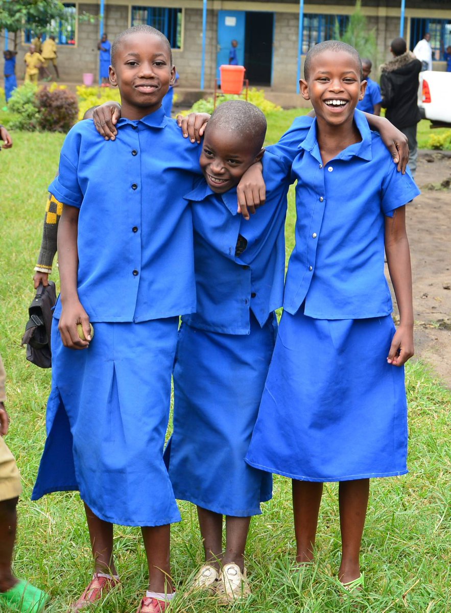 Pendidikan untuk anak perempuan adlh kunci kelangsungan hidup mereka &amp; generasi setelah mereka. (via <a href="/unicefrw/">UNICEF Rwanda</a>)
