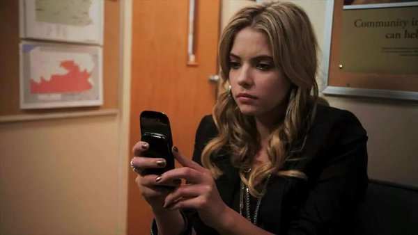 lembrefandom's tweet photo. lembra little liar quando você descobriu que tem que ter cuidado porque a comida da prisão engorda https://t.co/eRJi7haJ5Q