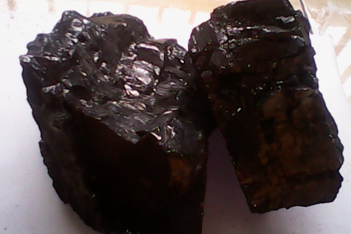 Indonesia Antrachite Coal. 
#energy #coal