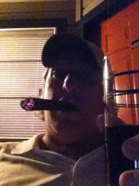 jdgrover's tweet photo. @ToddBrunson spin that shit up for the drunk followers. #texasrail https://t.co/q948wIzffs