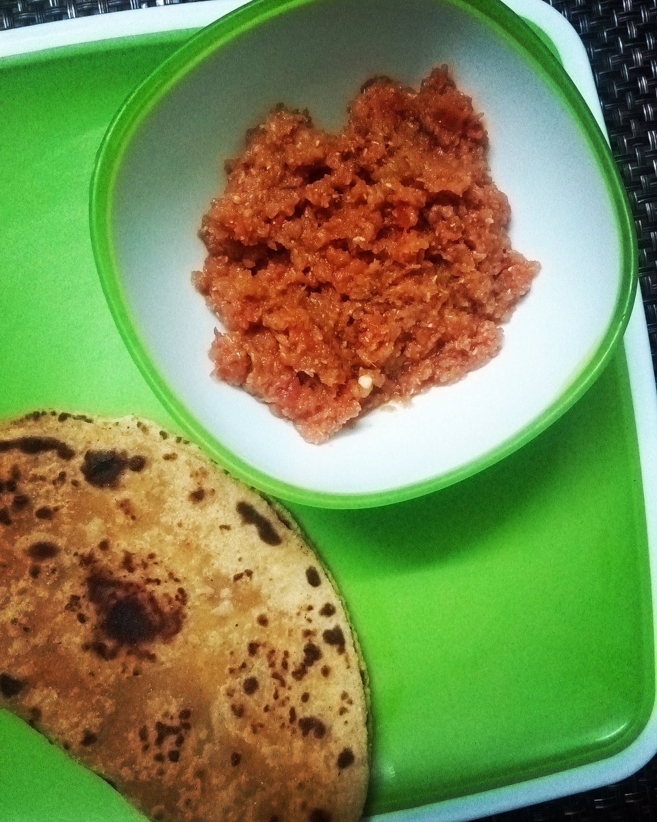mohd_ridakhan's tweet image. Besan k Paratha wit Tomato 🍅 Green Chili Chutney. #SpicyBreakfast 😇 ☔ @FoodBloggerAI @robinbatra123 @ChatoriiLadki