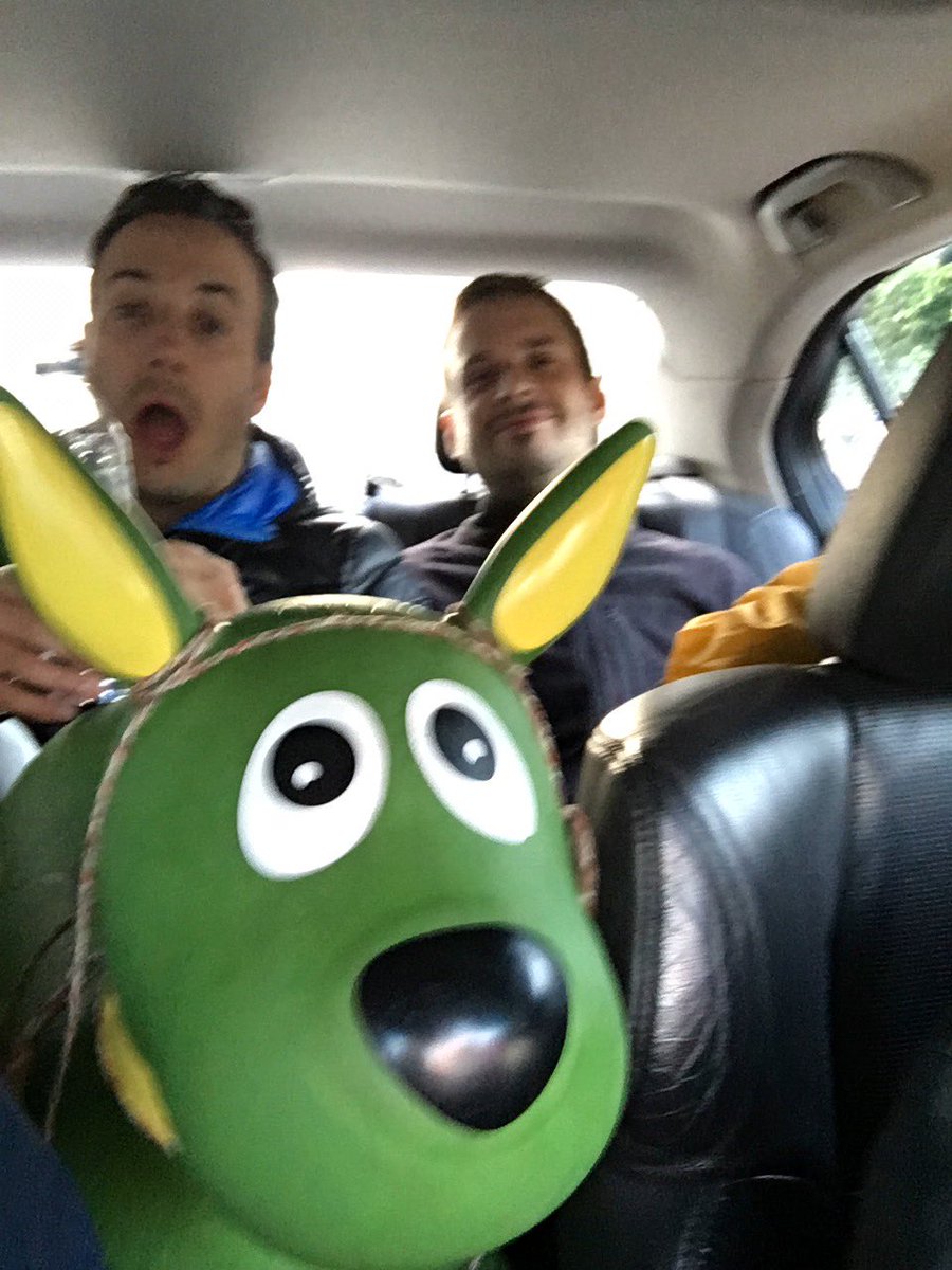 gurte_johnny's tweet photo. Meine erste Taxifahrt..🤓 https://t.co/pYHqcq9FZ4