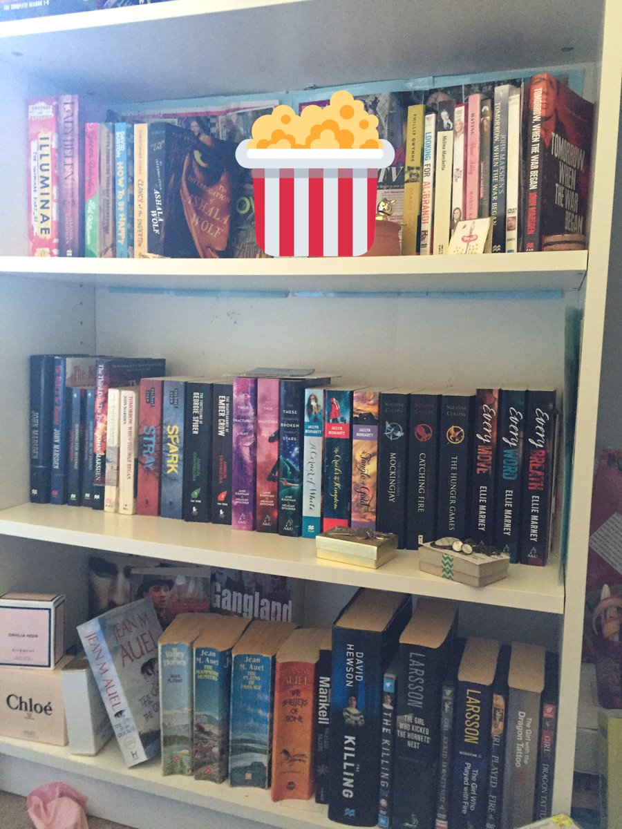 Miffta80's tweet photo. Today I rearranged my bookshelves. Can you spot your favourite? #bookshelfie #loveozlit #loveozya #YASquad2016 https://t.co/0VOEhKX7R1
