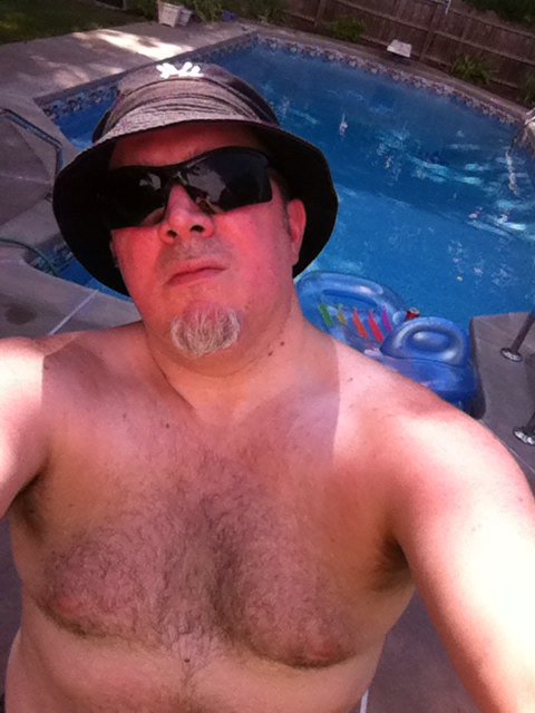 TheLastNice1's tweet photo. More #poolPT , #hurtin4certsin damn , will never be at my peak fitness again. Gonna #keep trying !! https://t.co/49HpfyqE6m