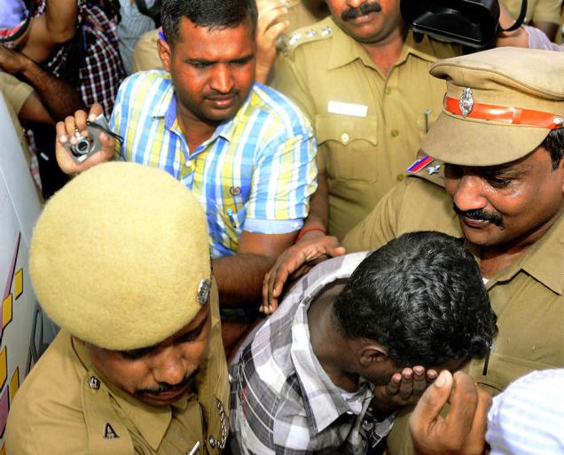 THChennai's tweet image. #SwathiMurderCase : #Ramkumar back in prison, police file confession statement - bit.ly/29EKOl3