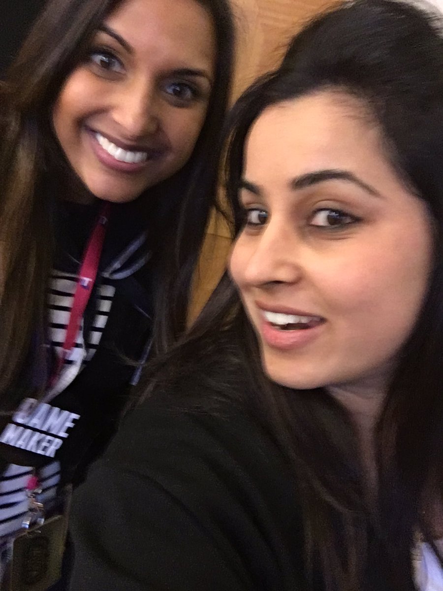 megha_mehta's tweet photo. #vitacon16 #thegamemaker #hustling @ChantelleRucky @abbyconnolly @daneddies4 @vivianmiranda51 @mrrhani https://t.co/0iCBYh7IpM