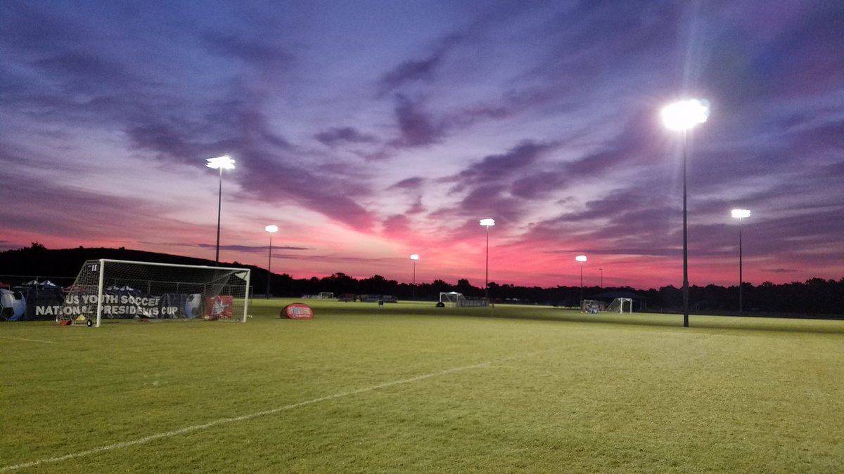 Beautiful sunrise to start day 3 of <a href="/USYouthSoccer/">US Youth Soccer</a>  #nationalpresidentscup here in Tulsa <a href="/TulsaSportsCom/">Tulsa Sports Com.</a>