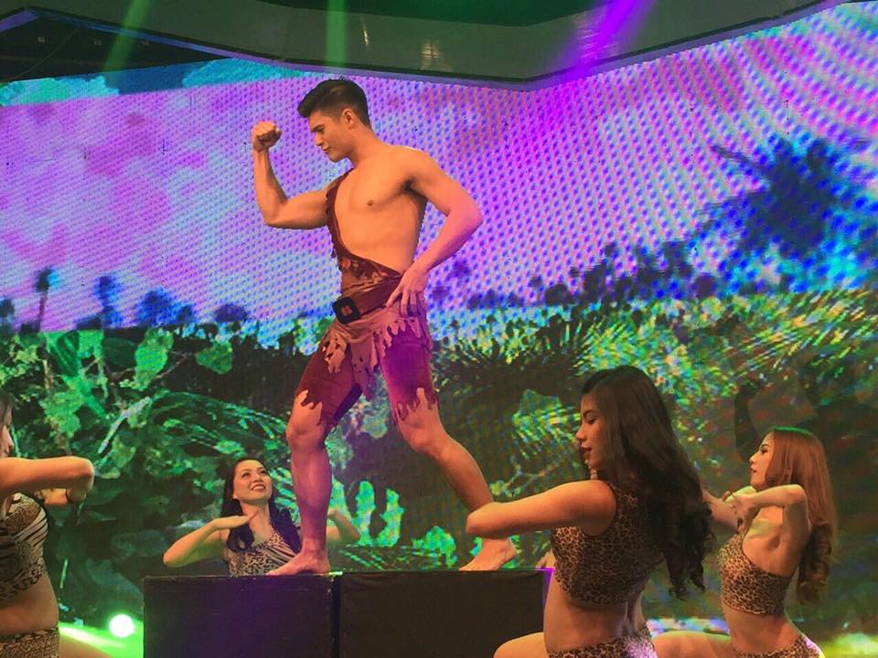 PagongSaCEBU's tweet photo. Abang abang bukas sa  Banana Sundae  😉💙🐢 (📷  
#KingANDQueen in the Forest ! Tarzan is that you?
Jcjessy Fever  😉💙🐢 https://t.co/s3P1ltCaj3