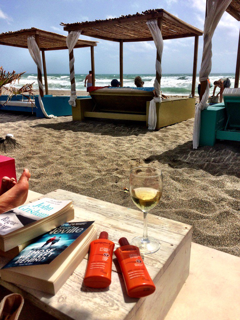 KarinOpdebeeck's tweet photo. Sun. Sea. A good book. Bergasol. What else? @OmegaPharma_BE @OmegaPharmaFun @BahiaLimon https://t.co/QA7Jayfhrw