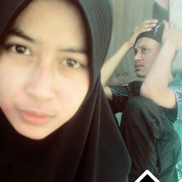 DewiReshyta's tweet photo. Kaka yg baik itu yaa gini,, slalu melindungii adiknya, kpnpun dan dimnapun ,, makasih ka @SetyantAres https://t.co/Ff8dEeWd3E