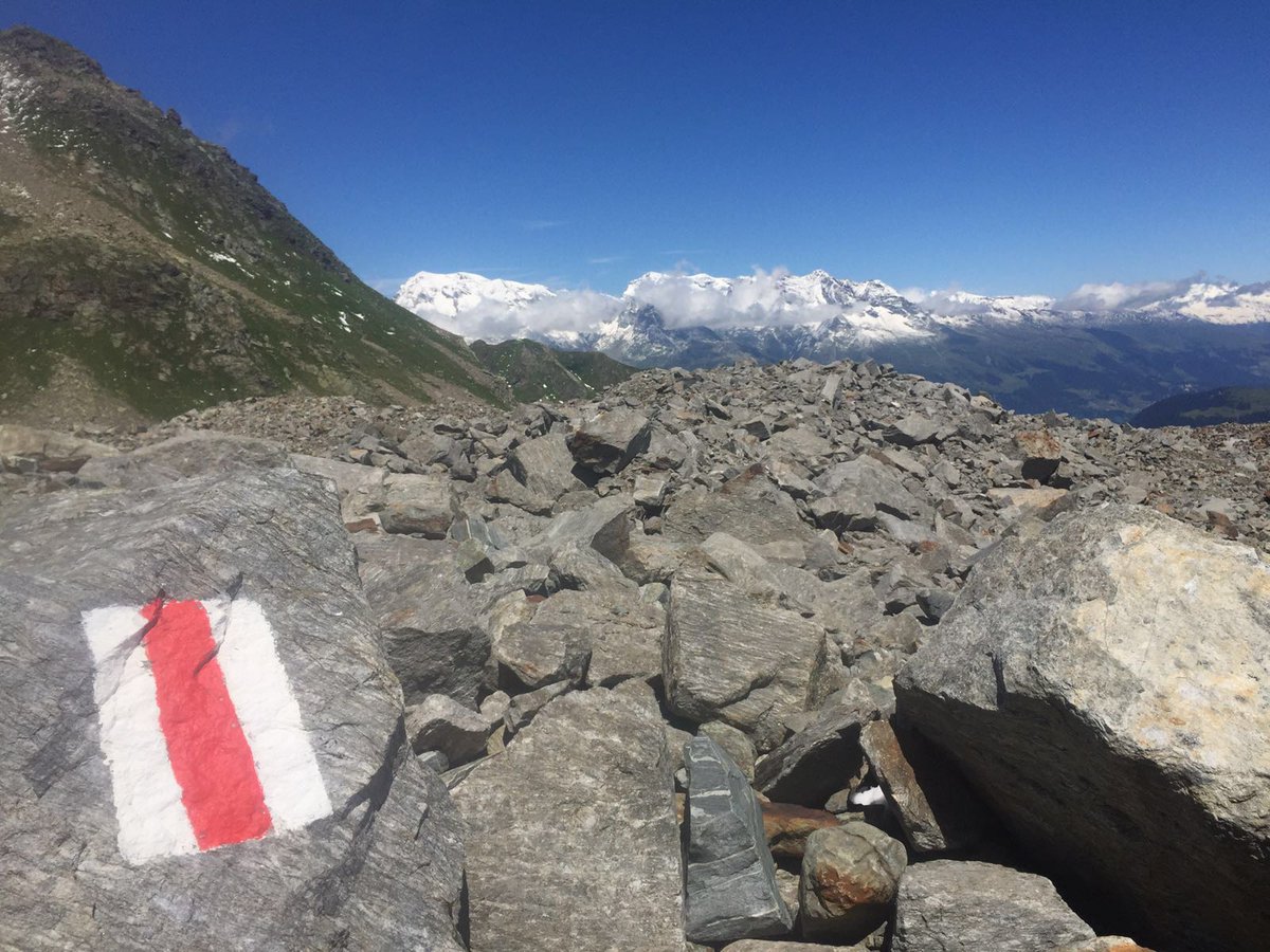 vivadisentis's tweet photo. Sieht nach einem perfekten #Wandertag aus in @Graubunden @MySwitzerland_d #verliebtindieschweiz #muraun #disentis https://t.co/VWPWCvk0DX