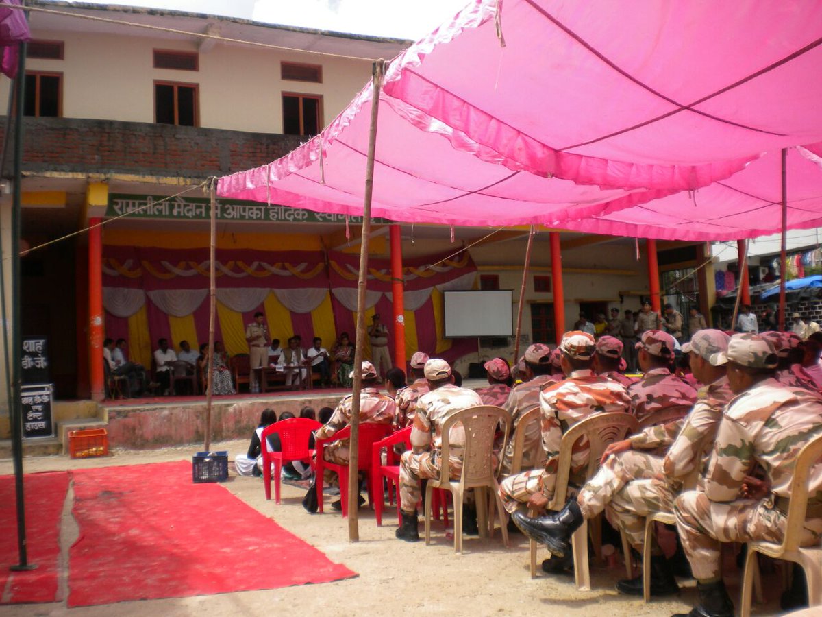 ITBP_official's tweet photo. Demonstration on #Disaster #Management at Didihat, Pithoragarh, #Uttarakhand with 7th Bn ITBP @NDRFHQ 
#Himveers https://t.co/nPygcNDixp