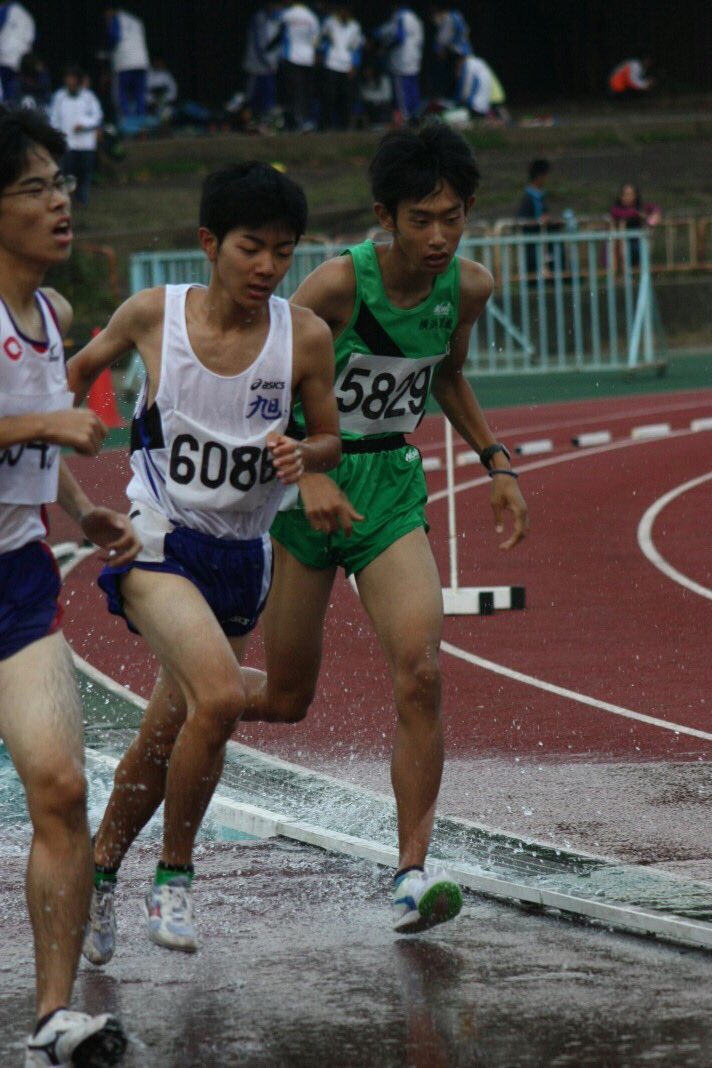 横浜翠嵐高校陸上部 部員紹介 柴田 拓真 部長 70 71期陸上部を支える我らが部長 陸上に対する姿勢は誰よりも熱い 座右の銘は 阿諛追従 好きなものはマギと野球 出身は神戸 その後千葉 大阪 フィンランド ドイツに住んでいた 横浜翠嵐高校陸上部 部員紹介 柴田 拓真 部長 70 71期陸上部を支える我らが部長 陸上に対する姿勢は誰よりも熱い 座右の銘は 阿諛追従 好きなものはマギと野球 出身は神戸 その後千葉 大阪 フィンランド ドイツに住んでいた