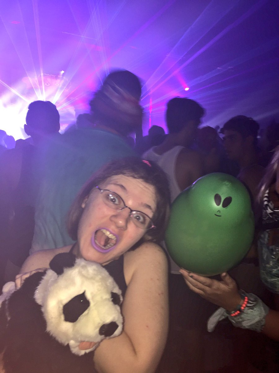 allison_rose27's tweet photo. "EDM is all about drugs"
"Ravers are inconsiderate"
"There is nothing good about this culture"
Is that so? 🐸☕️ https://t.co/dcZxK7ks0m