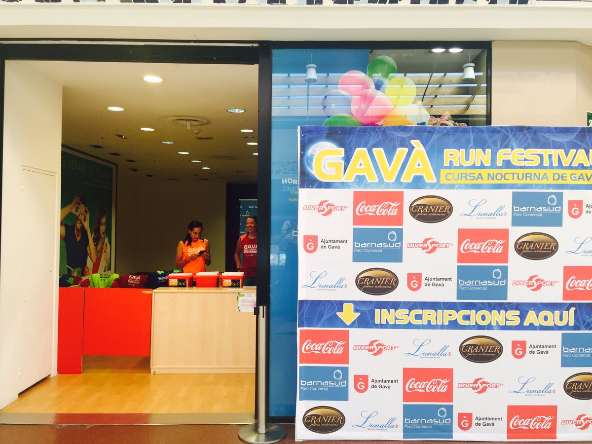 Entrega dorsals GAVÀ RUN FESTIVAL al centre comercial BARNASUD! <a href="/lunallar/">Luna Llar</a> <a href="/pansGranier/">Granier</a>