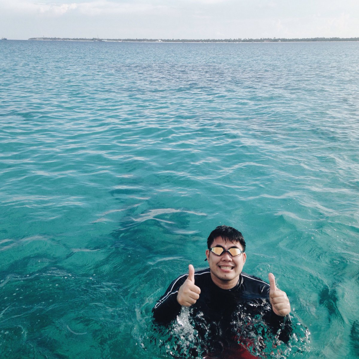 magic_tiongson's tweet photo. Practicing for my last Olympics stint. Hahaha! LOLS. #VisitPH2016 #BantayanIsland #Cebu 😂🏊🏻🇵🇭 + https://t.co/NuzdFUbKiK