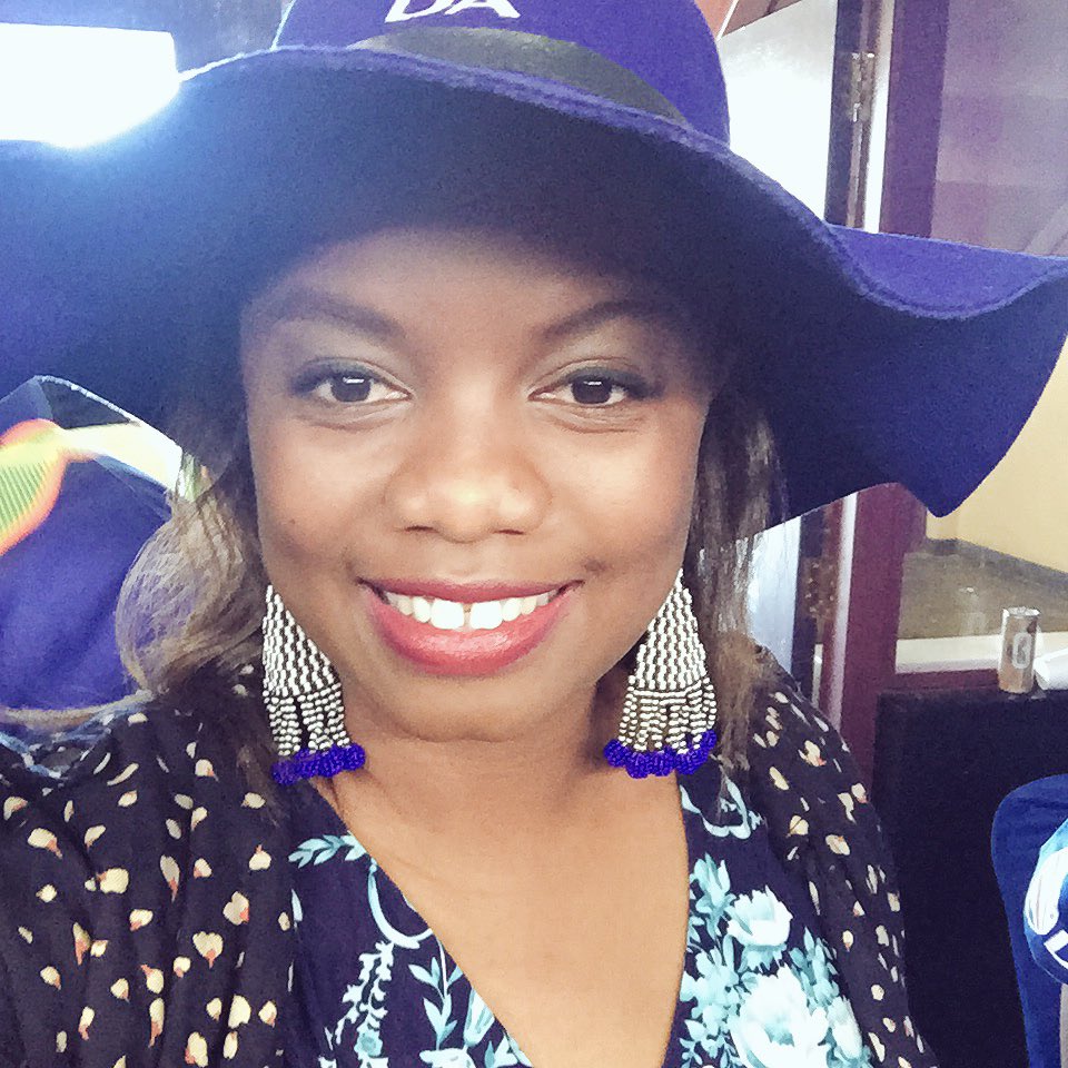 zilevandamme's tweet photo. Ready to MC the #KeepMakingProgress rally in CT. We start in 30 minutes. Follow @Our_DA for updates. https://t.co/t4j0rf3dz1
