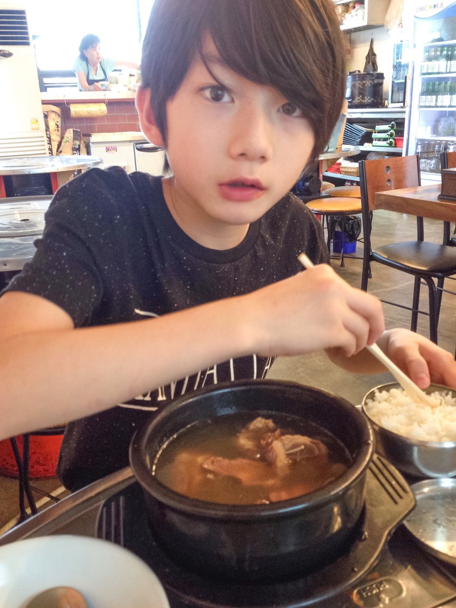 台北在住の日本人兄弟 英亜 12歳 英蘭 10歳 が美しすぎるのでちょっと見てもらってもいいですか Togetter