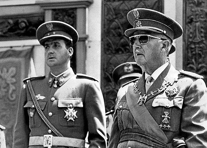 Famelica_legion's tweet photo. Bien por condenar el golpe en Turquía, vamos ahora a condenar el golpe de estado de 1936 en España… #TurquiaGolpe https://t.co/uHthEvfIh9