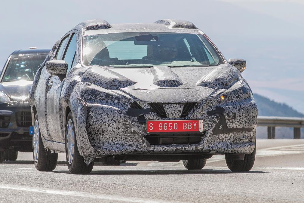 otokare's tweet photo. 2017 Nissan Micra Test Sürüşünde Görüntülendi | https://t.co/RtM77cM7vd https://t.co/Wt0TxhPi5t