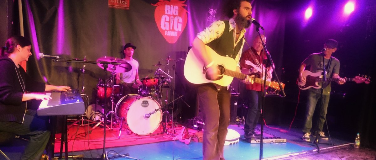 johnwinser's tweet photo. Loved the cool sounds of @DaveMorrisKnock @TheBigGig1 @cardiff_events @ClwbIforBach https://t.co/OJ2fScQlCl